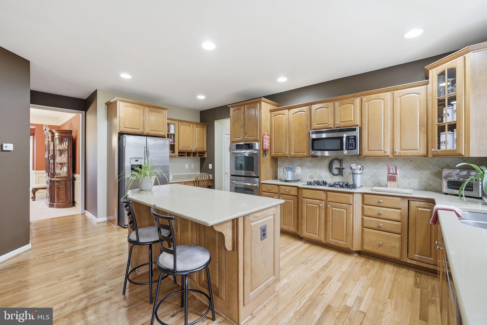 LINTON CREST - Residential