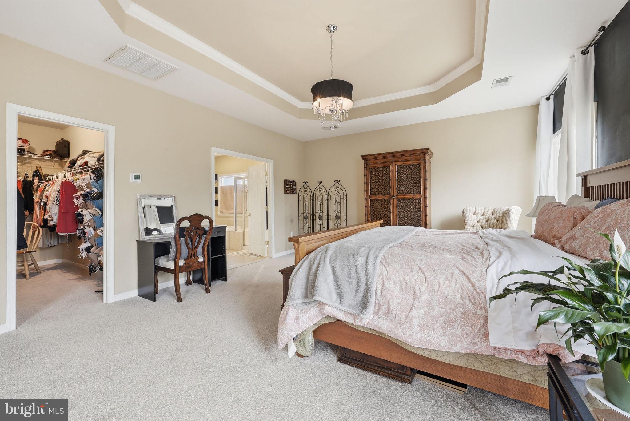 LINTON CREST - Residential