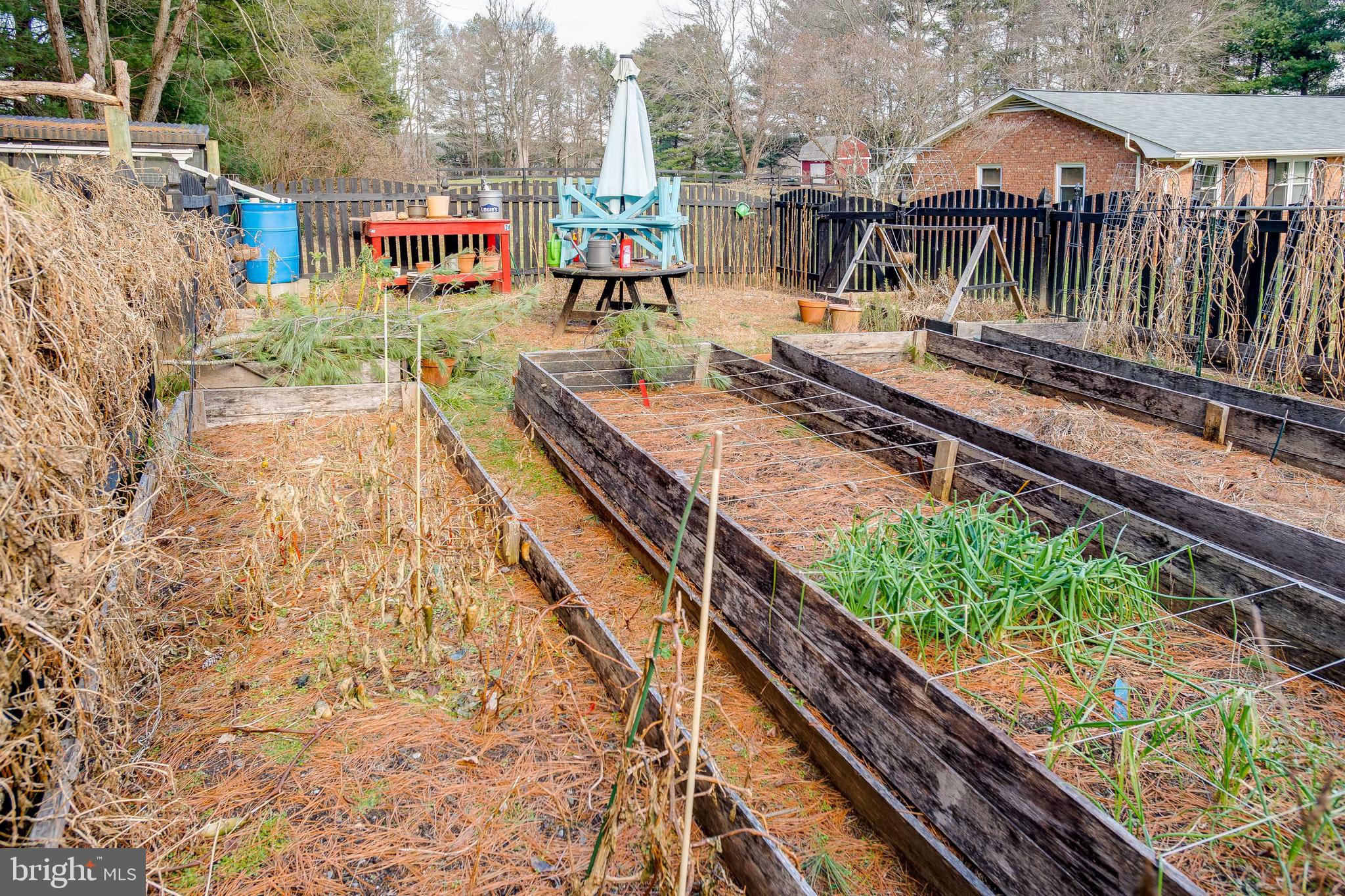 VALLEY GREEN - Residential