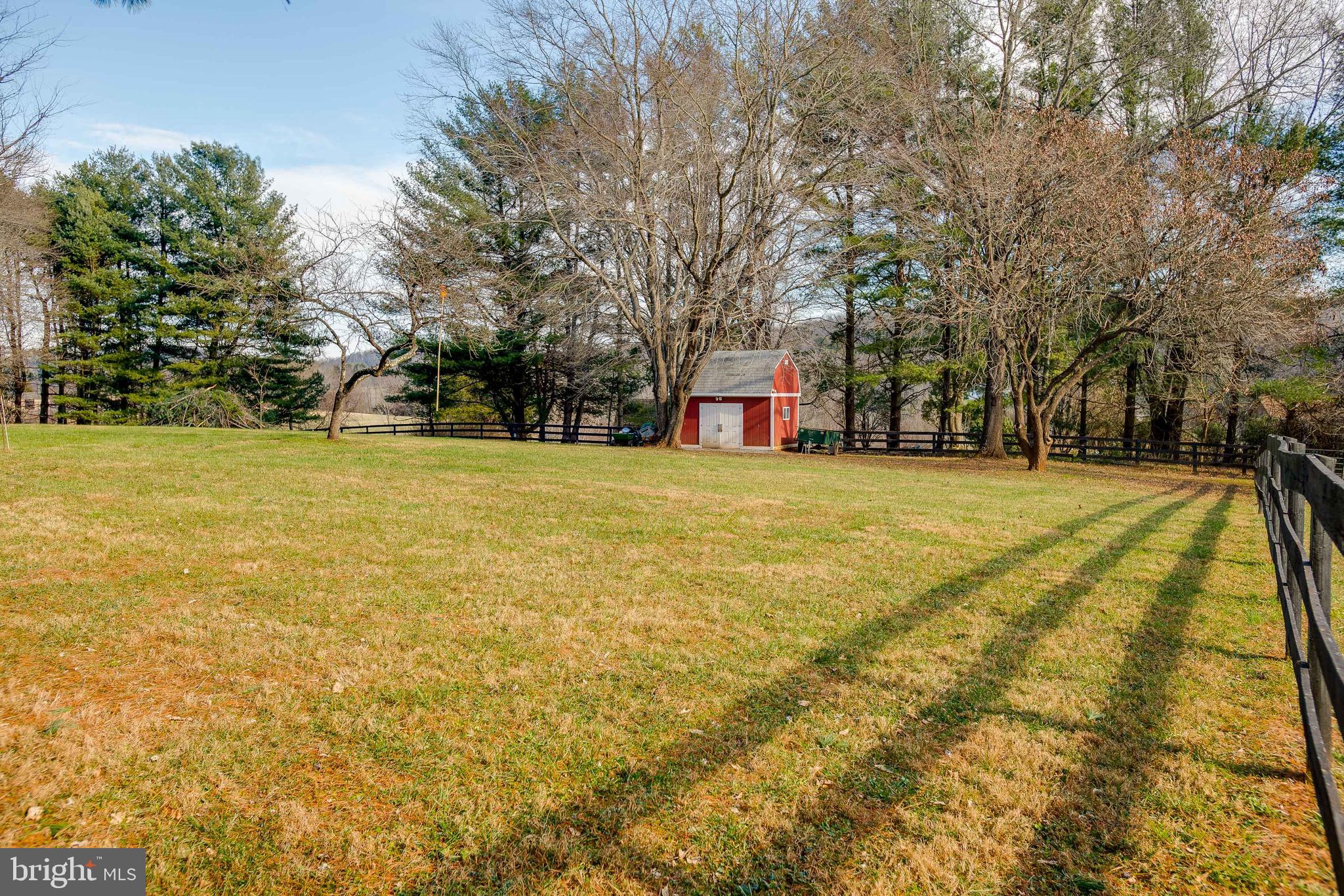 VALLEY GREEN - Residential