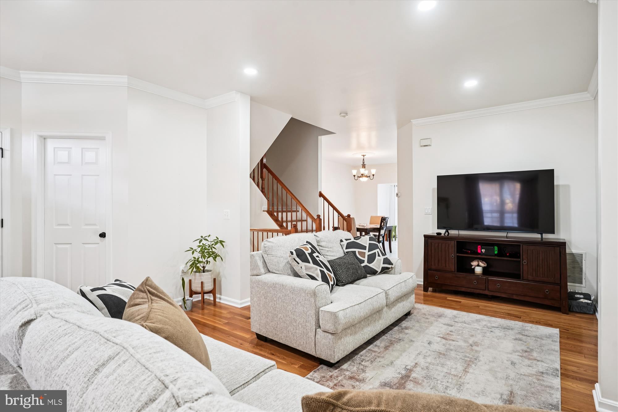 16879 SEA LAWN PLACE