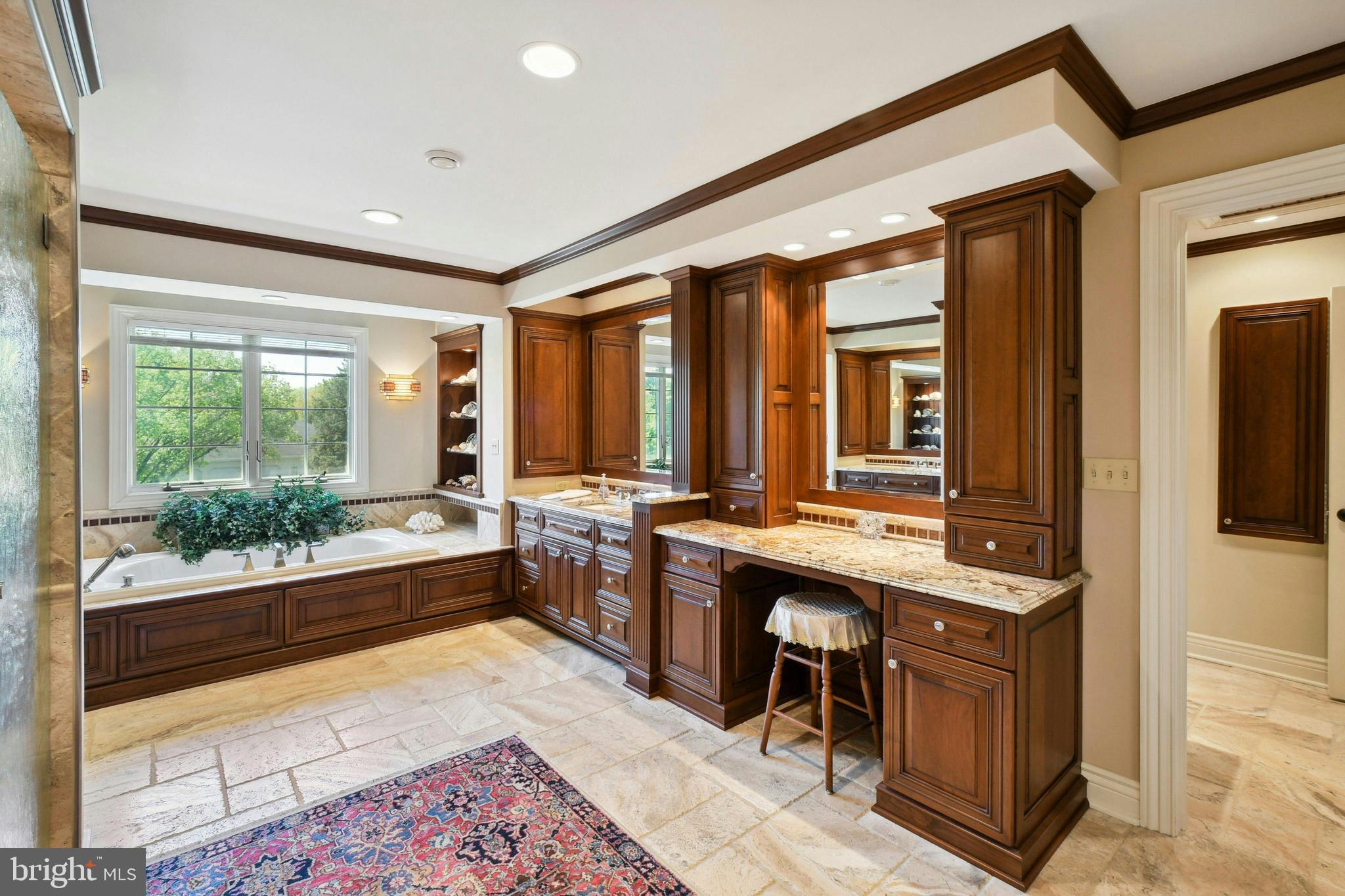 BRIDLE PATH CROSSING - Residential