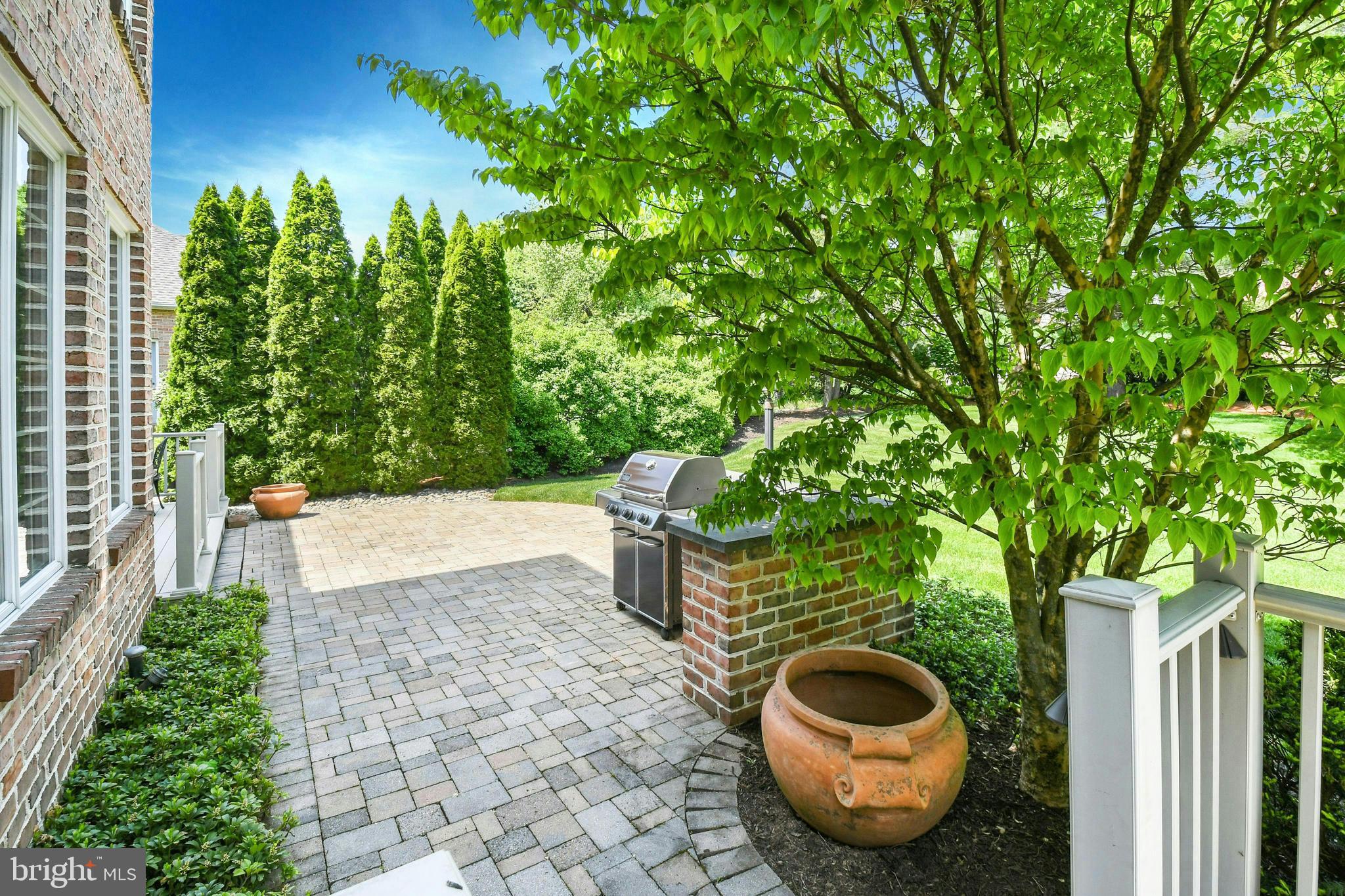 BRIDLE PATH CROSSING - Residential