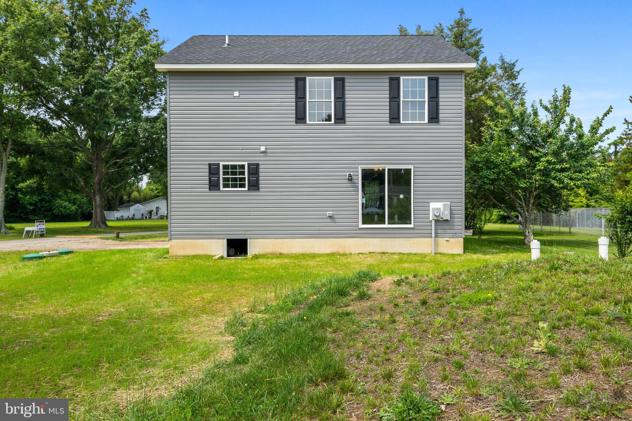 MILL POINT SHORES - Residential