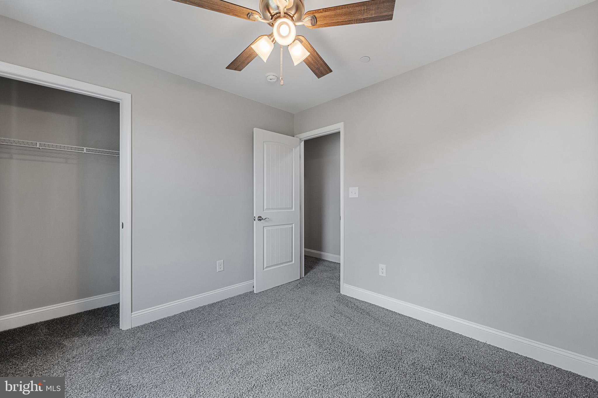 MILL POINT SHORES - Residential