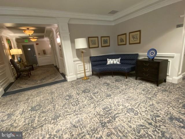 ROUNDWOOD RIDGE - Residential Lease