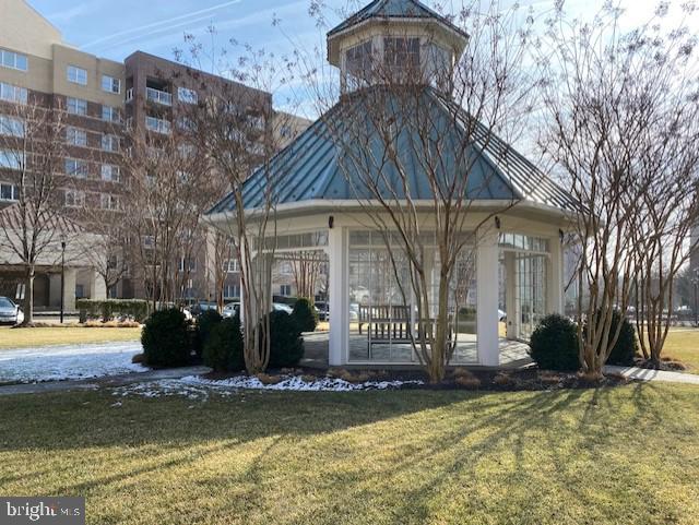 ROUNDWOOD RIDGE - Residential Lease