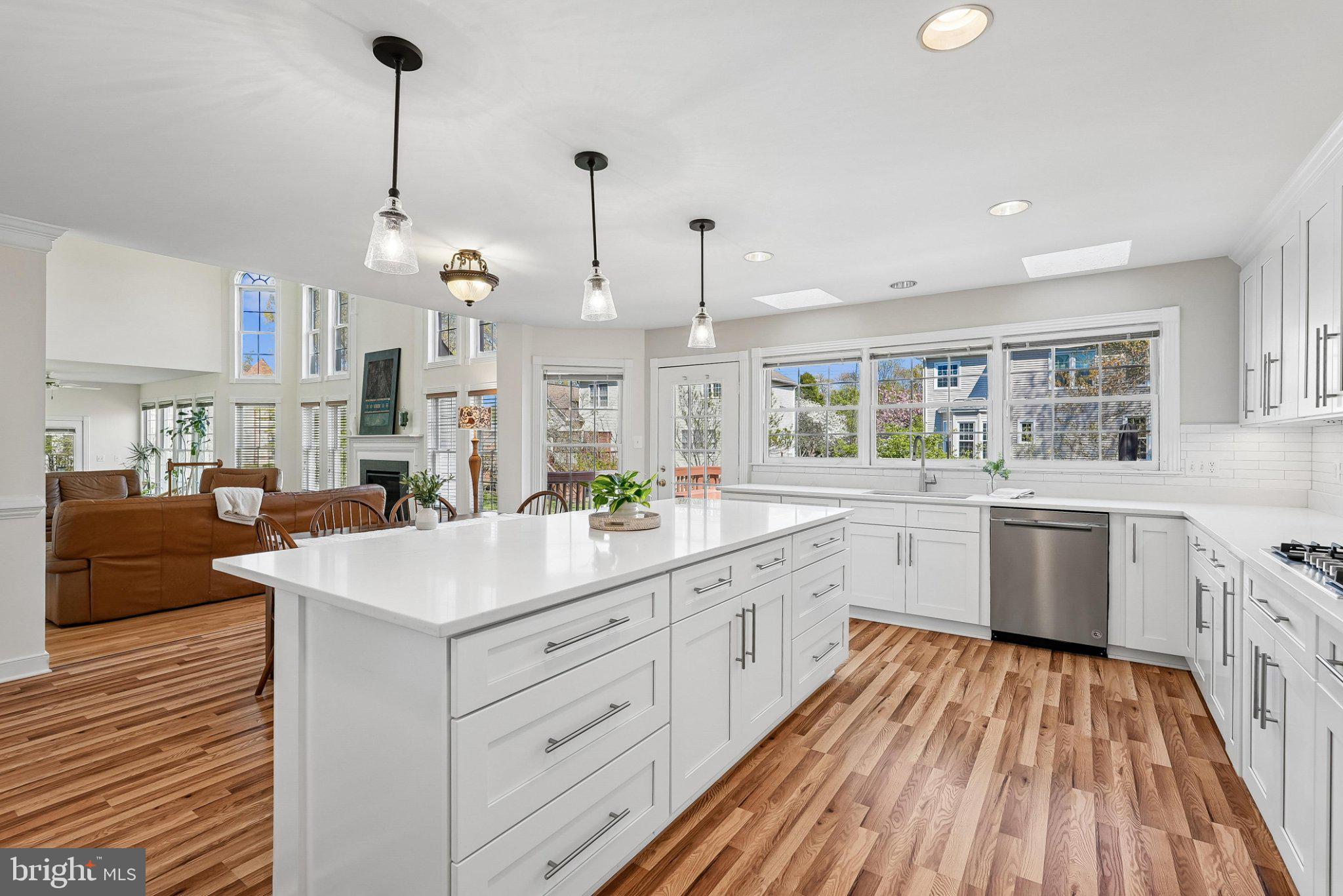 CLIFTON FARM - Residential