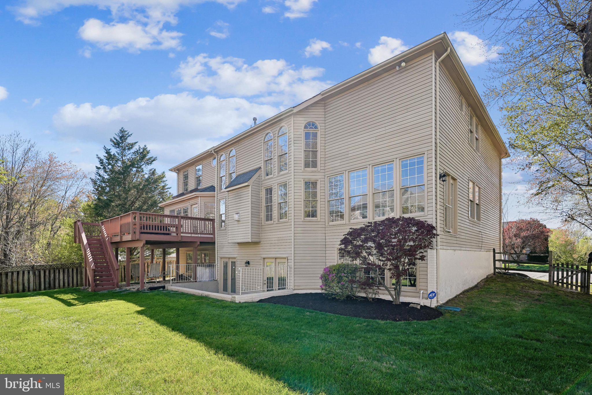 CLIFTON FARM - Residential