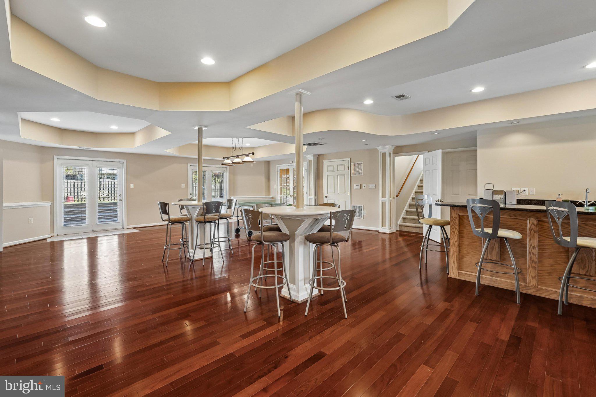 CLIFTON FARM - Residential