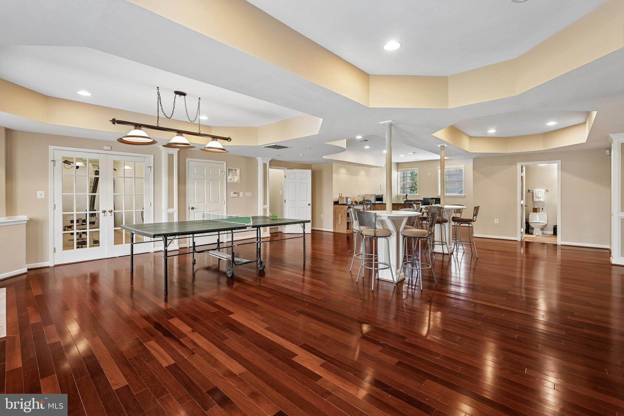 CLIFTON FARM - Residential