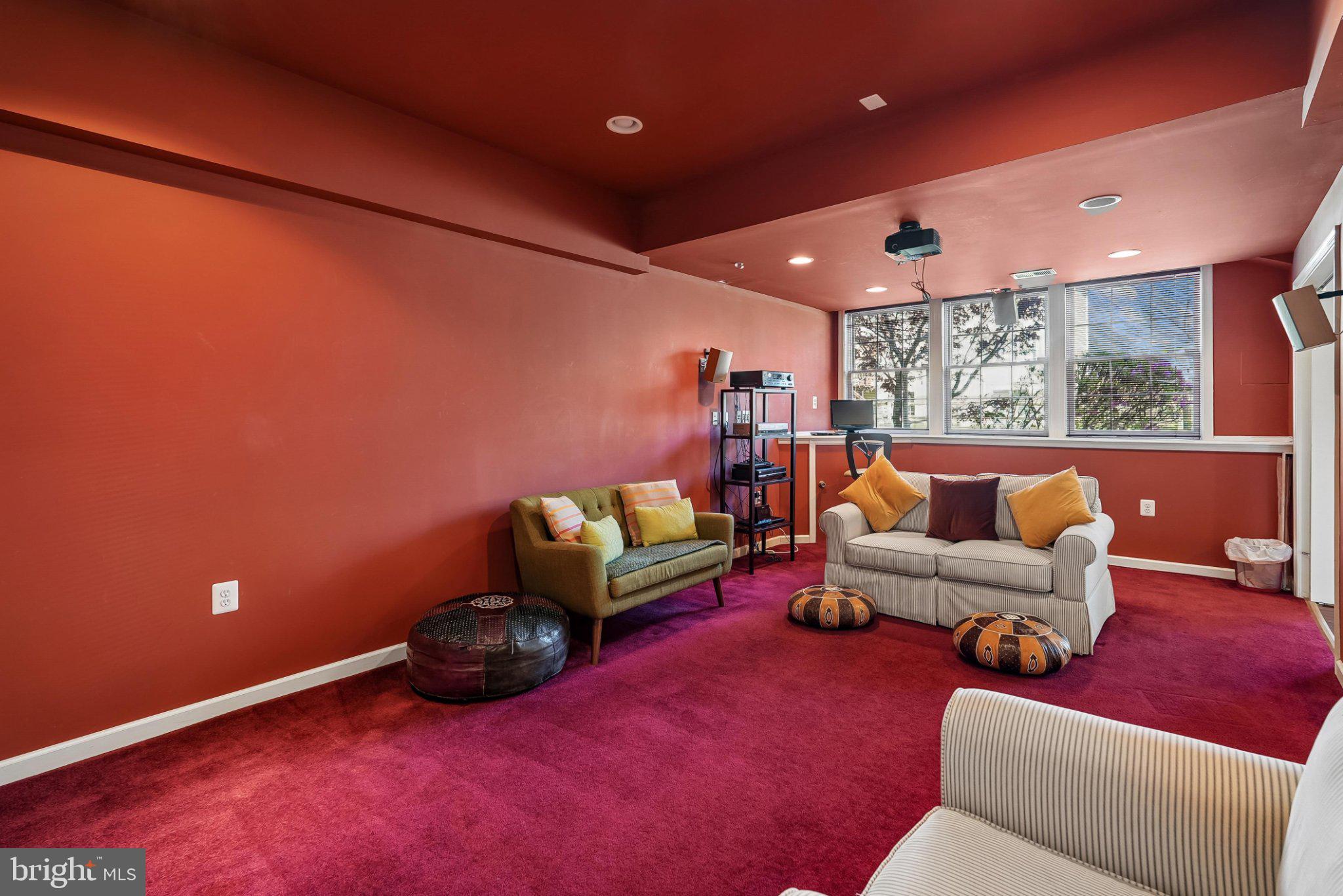 CLIFTON FARM - Residential