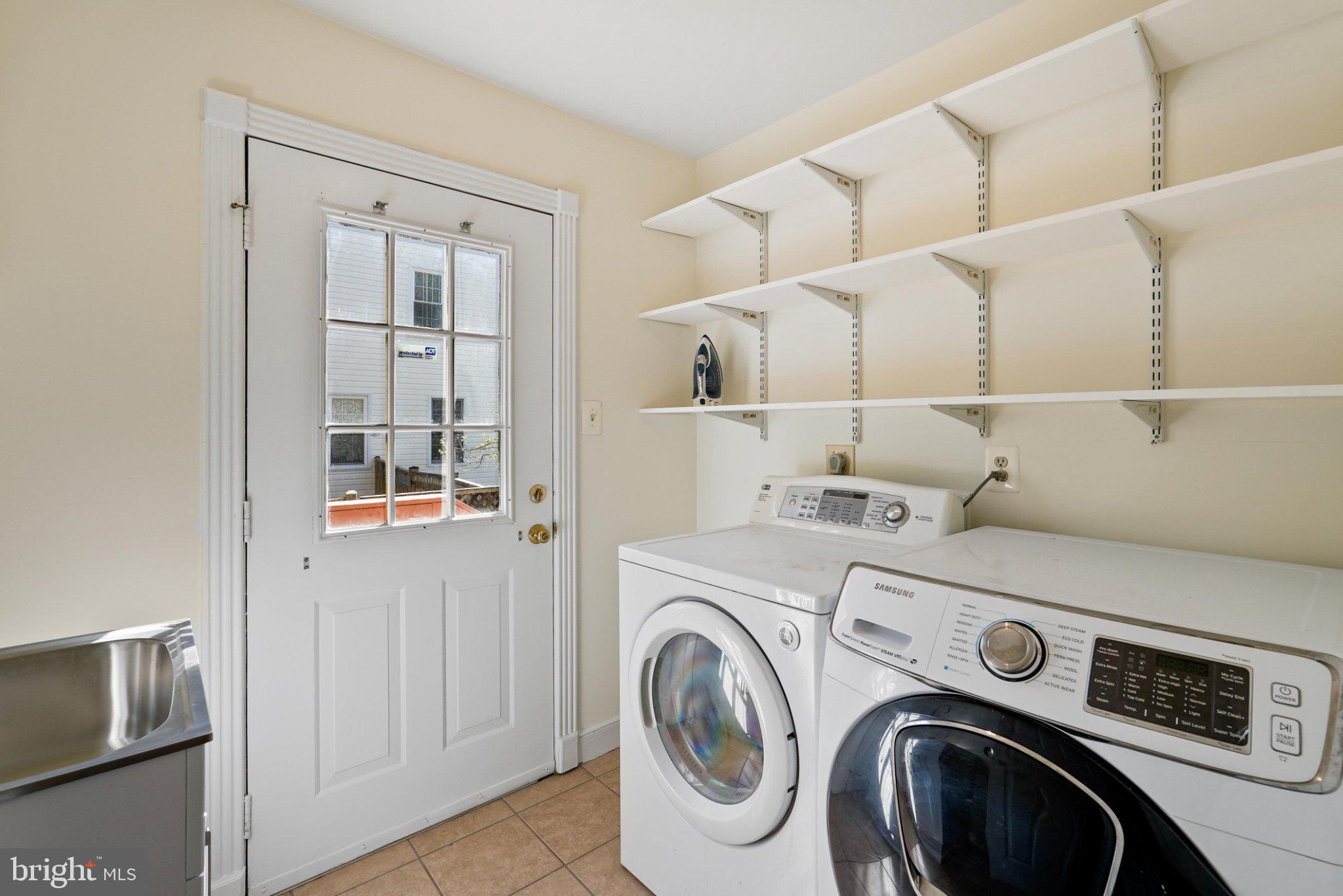 CLIFTON FARM - Residential