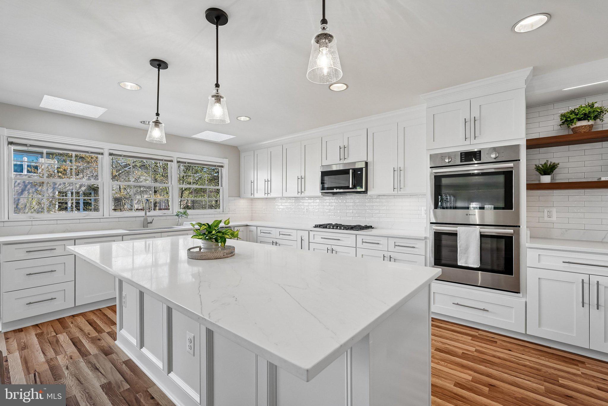 CLIFTON FARM - Residential