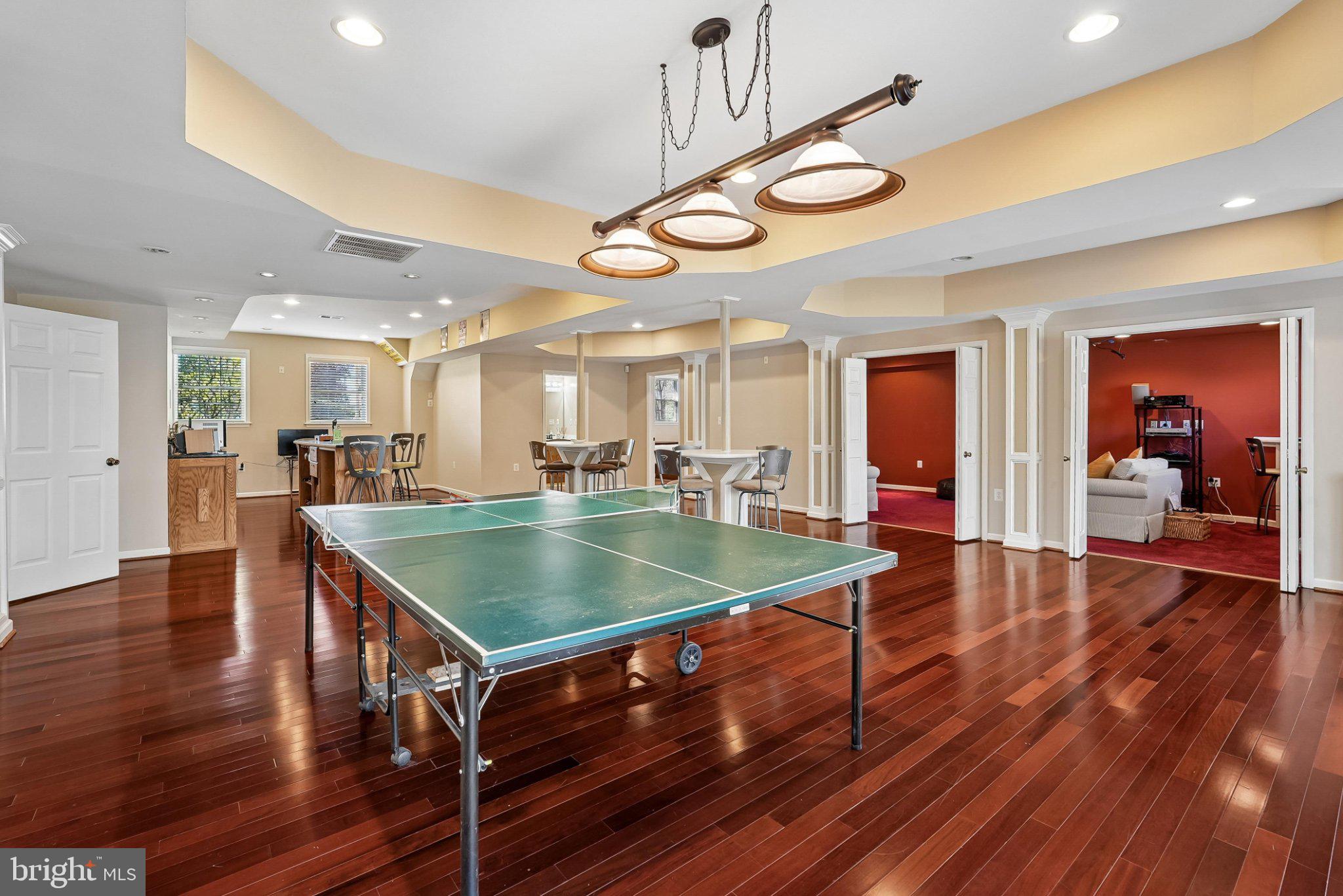 CLIFTON FARM - Residential