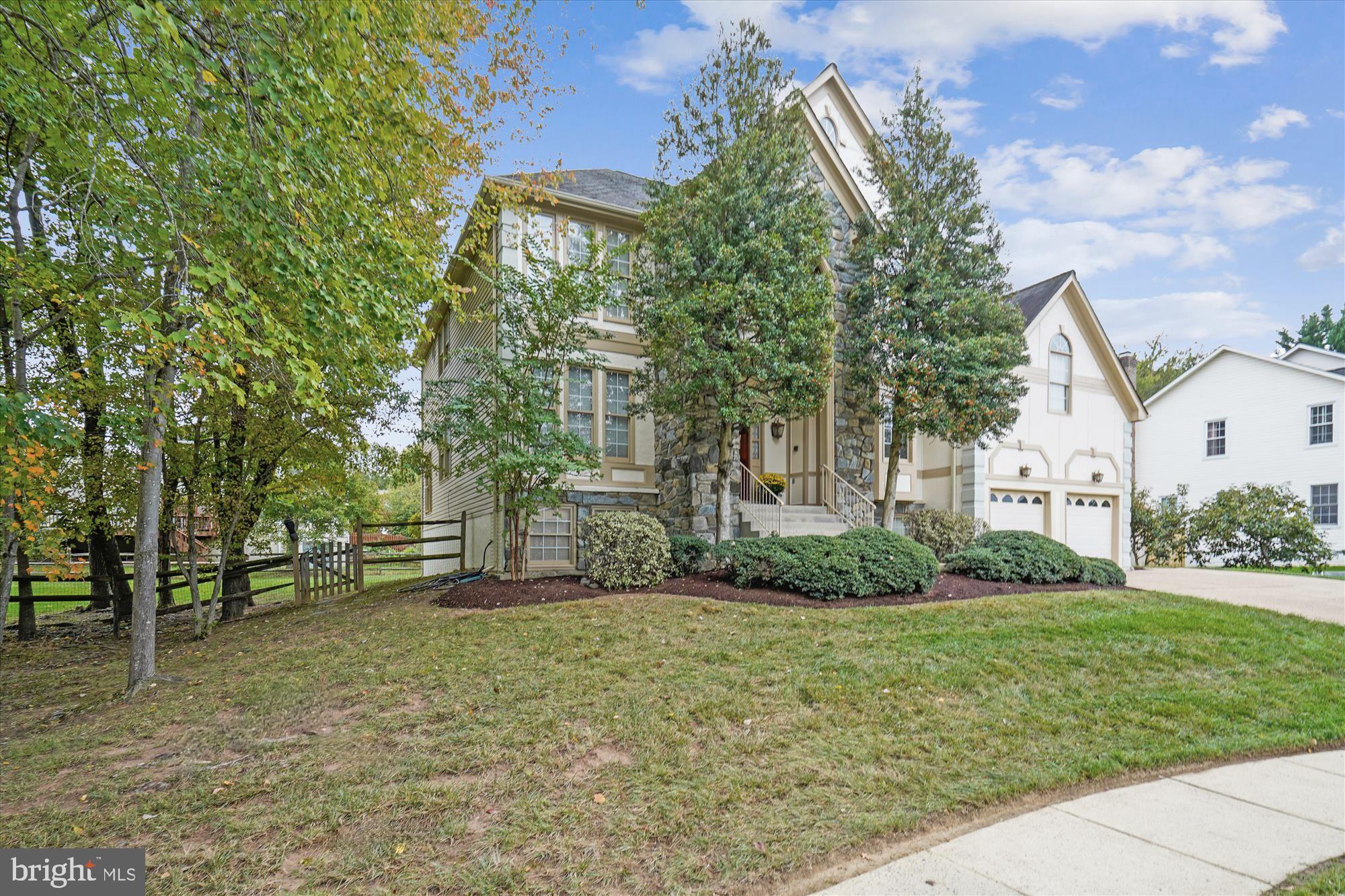 5401 WILLOW FOREST COURT