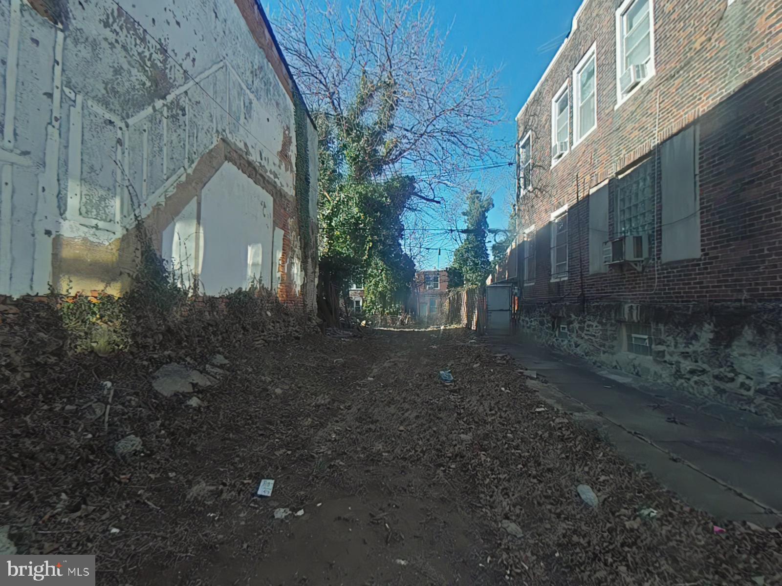 GERMANTOWN (EAST) - Land