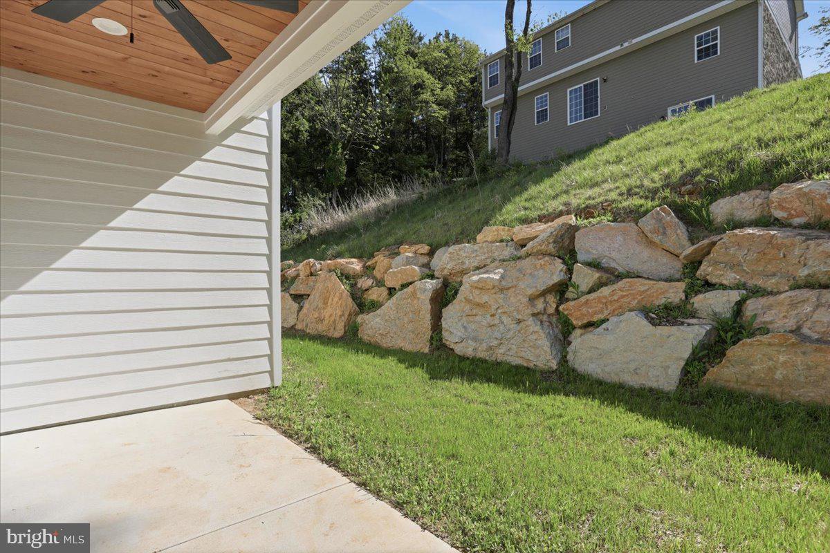 WOODBRIAR ESTATES - Residential