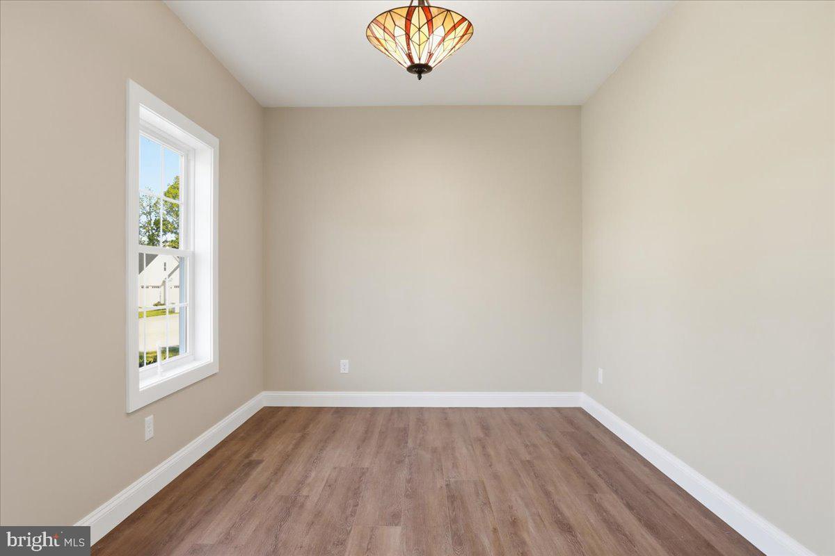 WOODBRIAR ESTATES - Residential