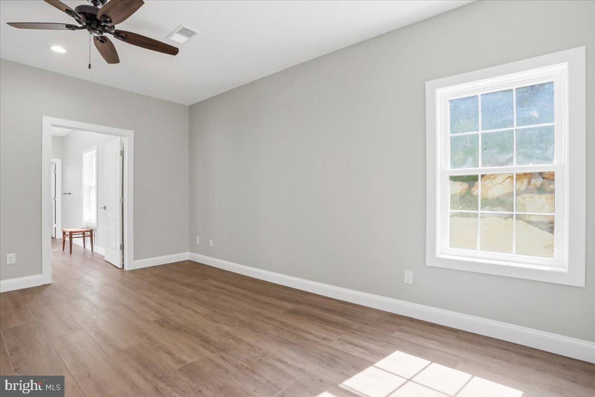 WOODBRIAR ESTATES - Residential