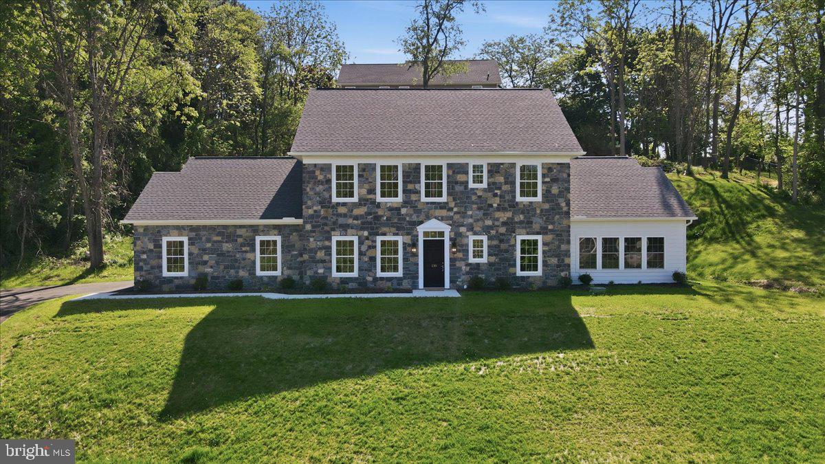 WOODBRIAR ESTATES - Residential