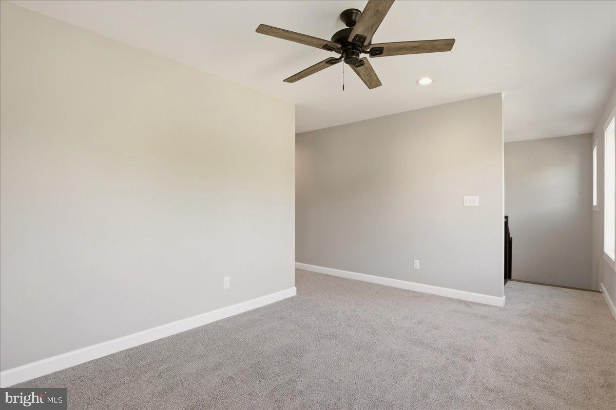 WOODBRIAR ESTATES - Residential