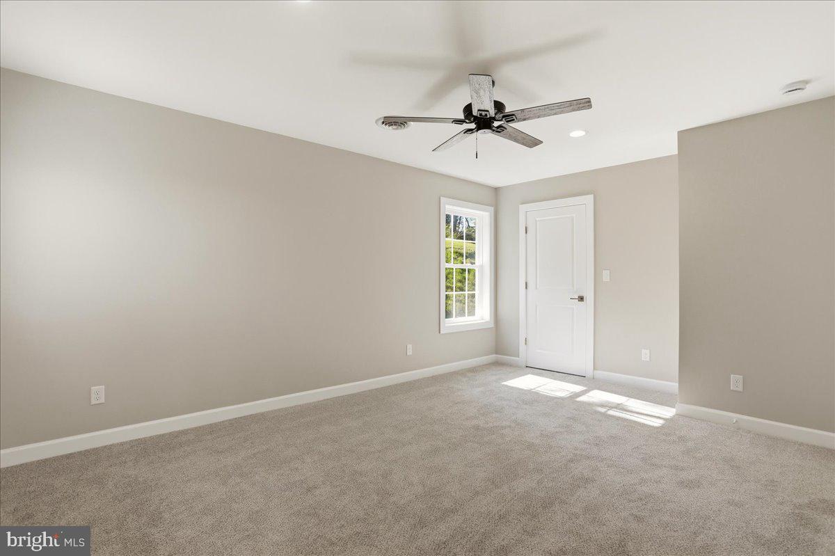 WOODBRIAR ESTATES - Residential