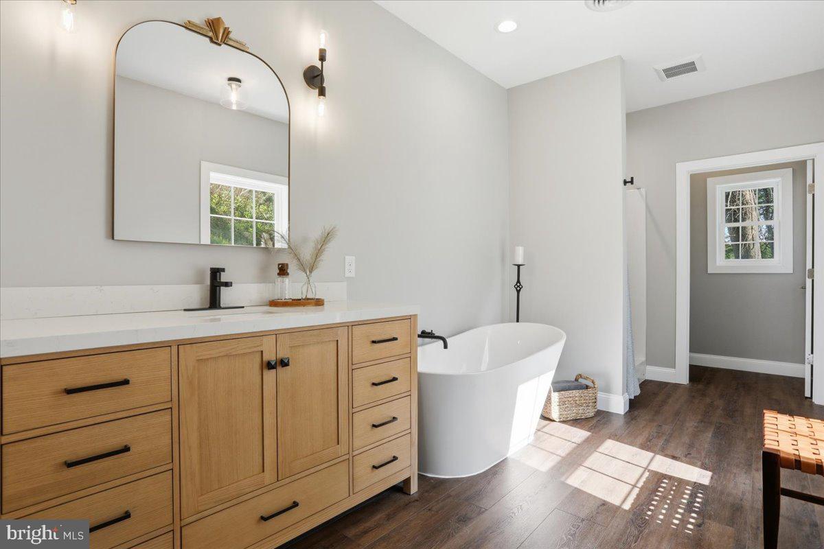 WOODBRIAR ESTATES - Residential