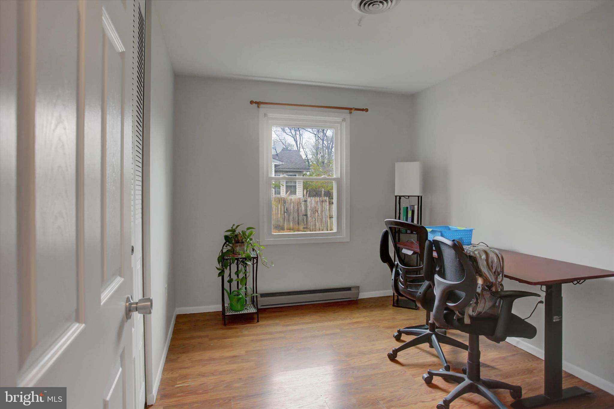 COLONIAL PARK - Residential