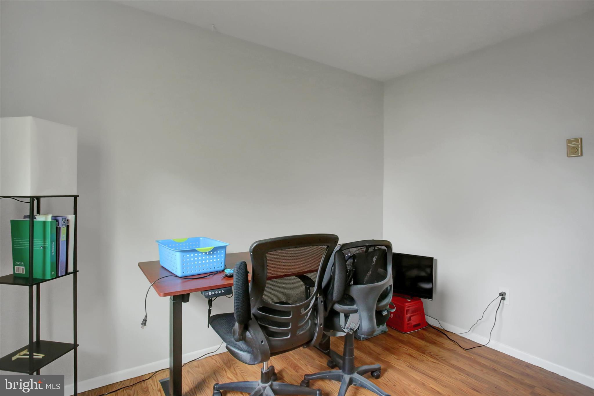 COLONIAL PARK - Residential