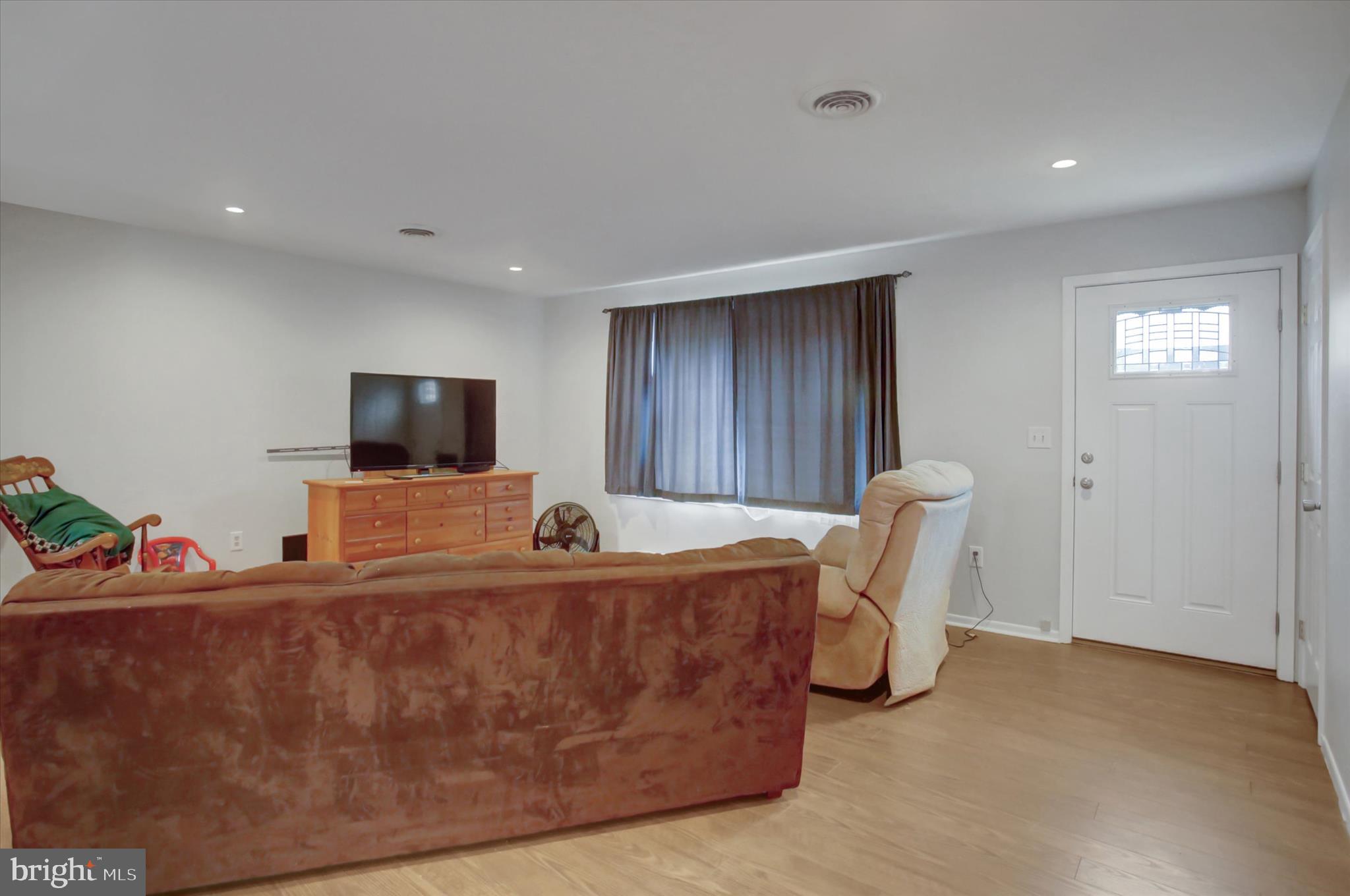 COLONIAL PARK - Residential