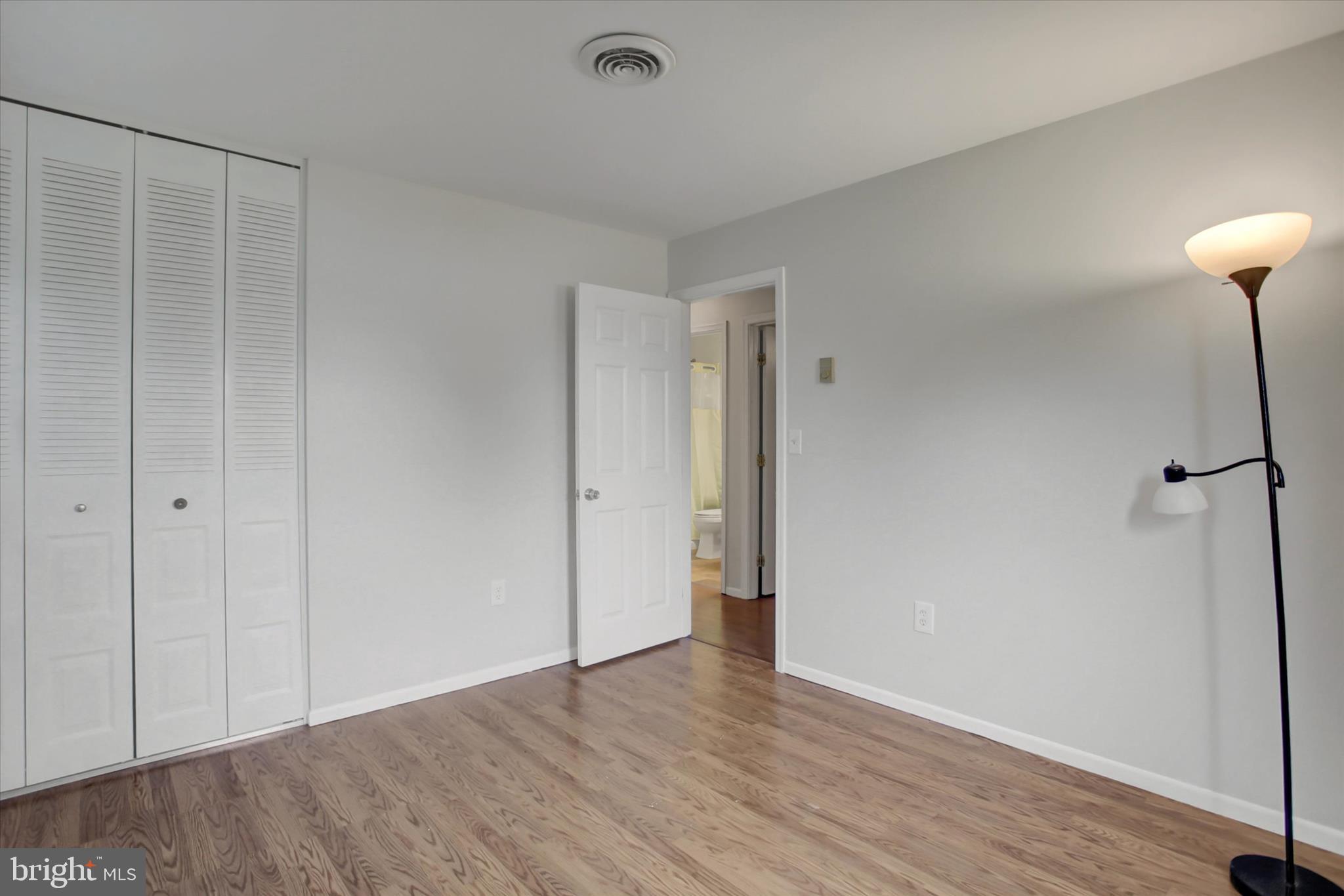 COLONIAL PARK - Residential