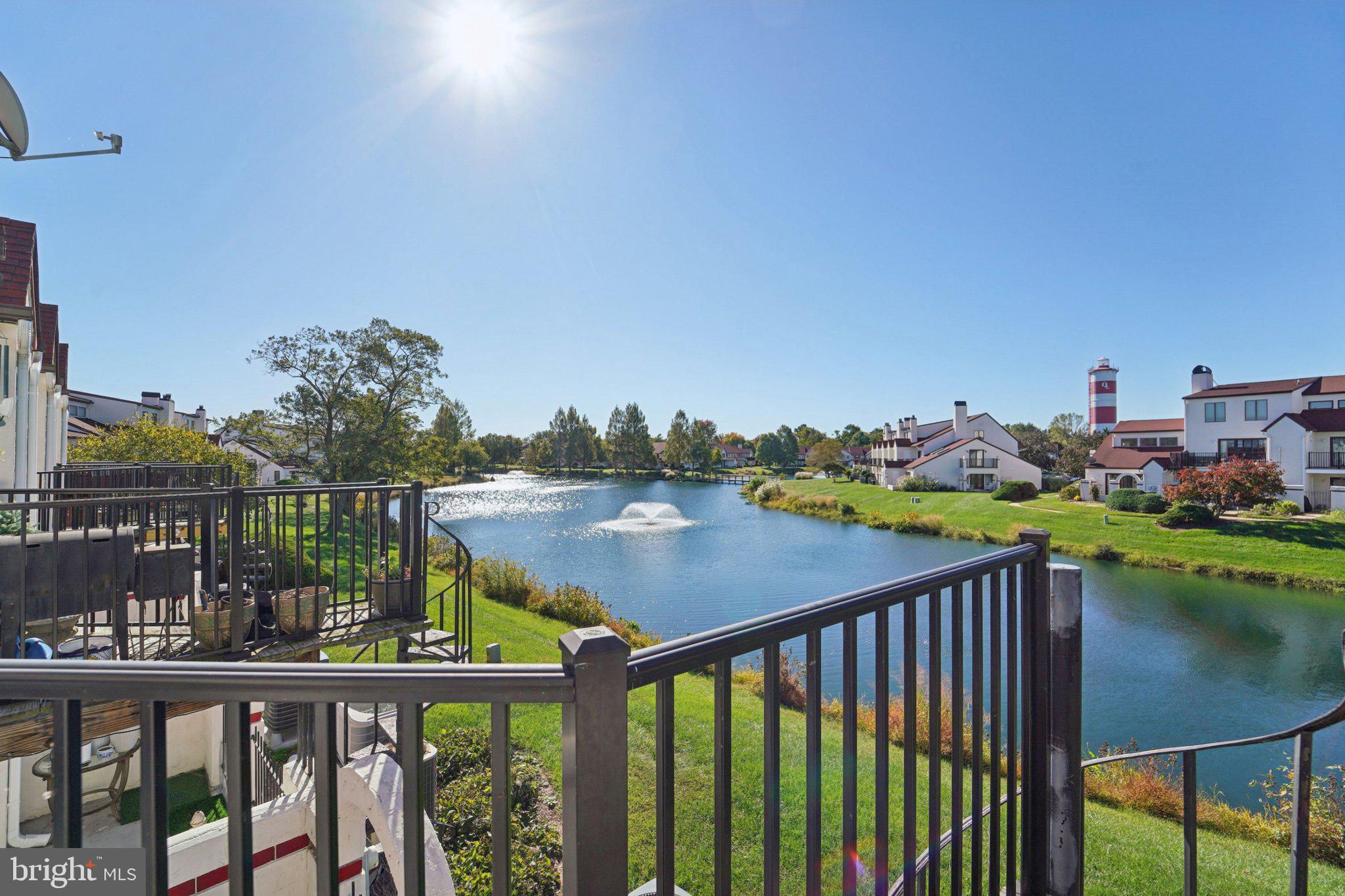 QUEENS LANDING - Residential