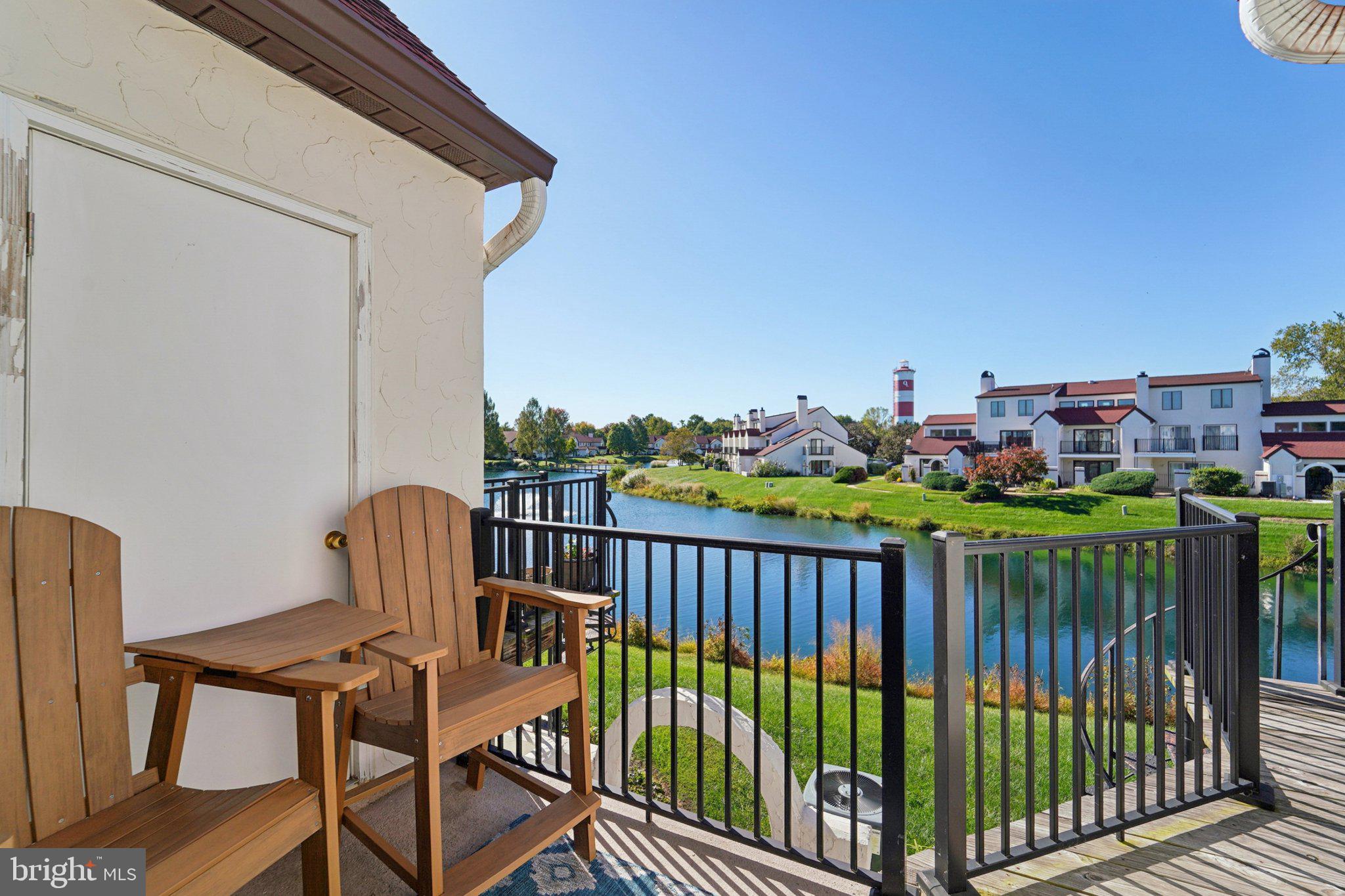 QUEENS LANDING - Residential