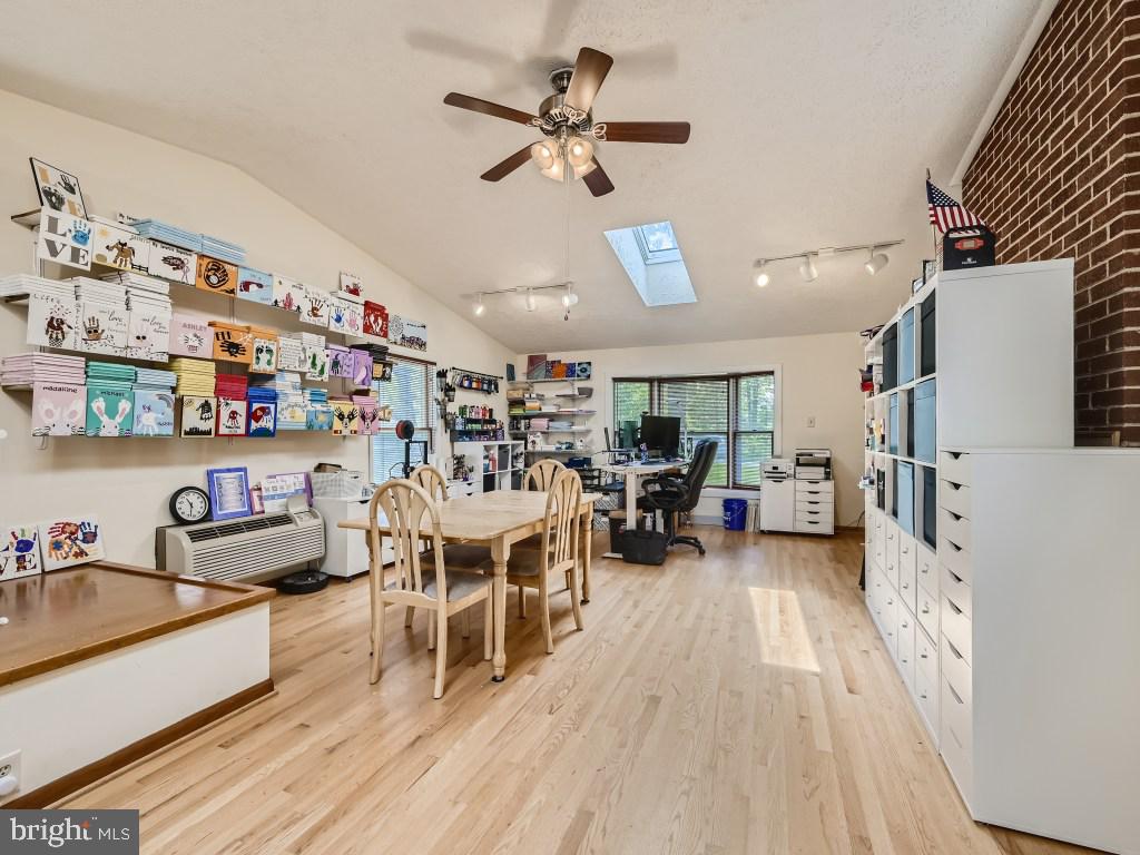 NORTH SHORE - Residential