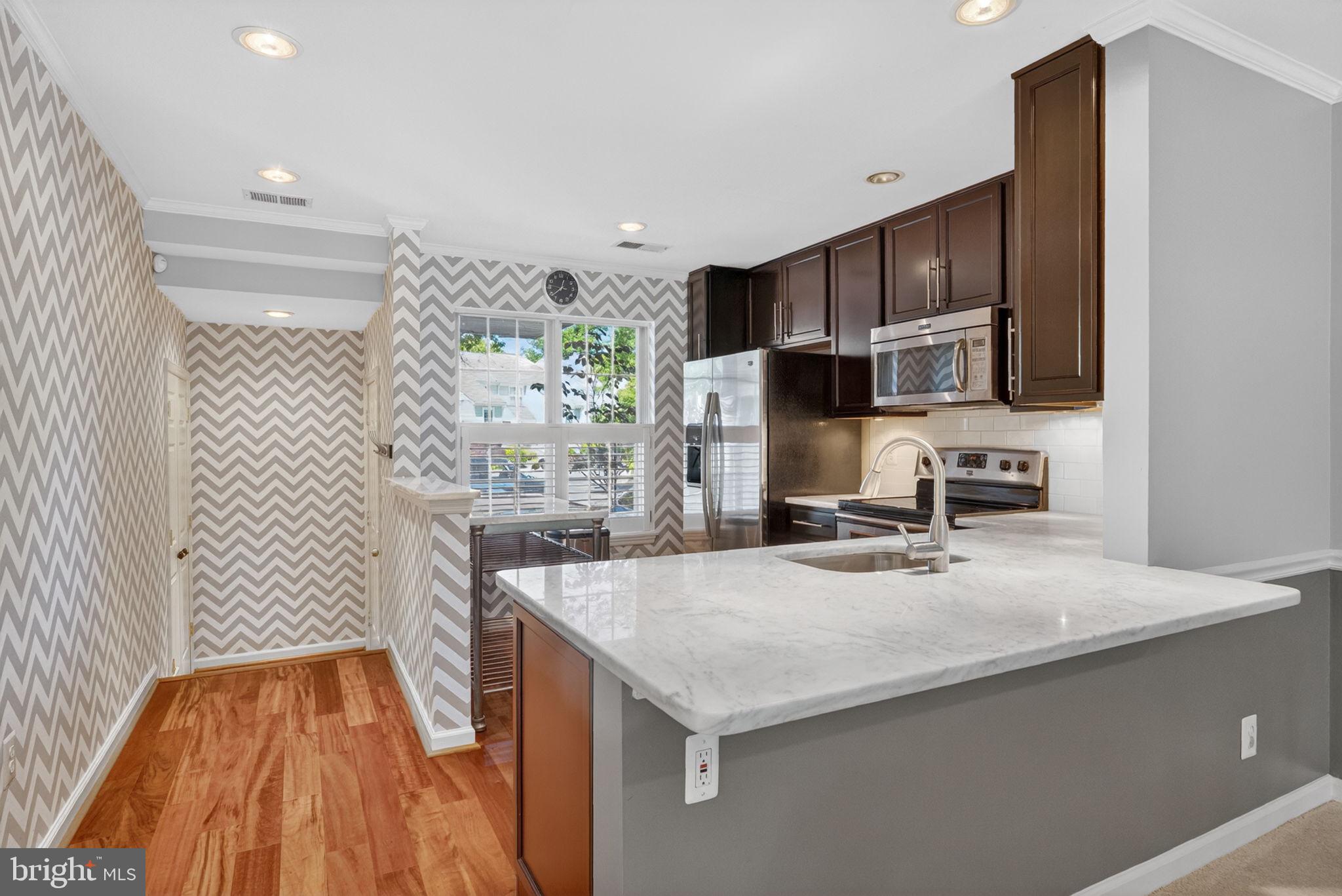 2974 YARLING COURT 2974