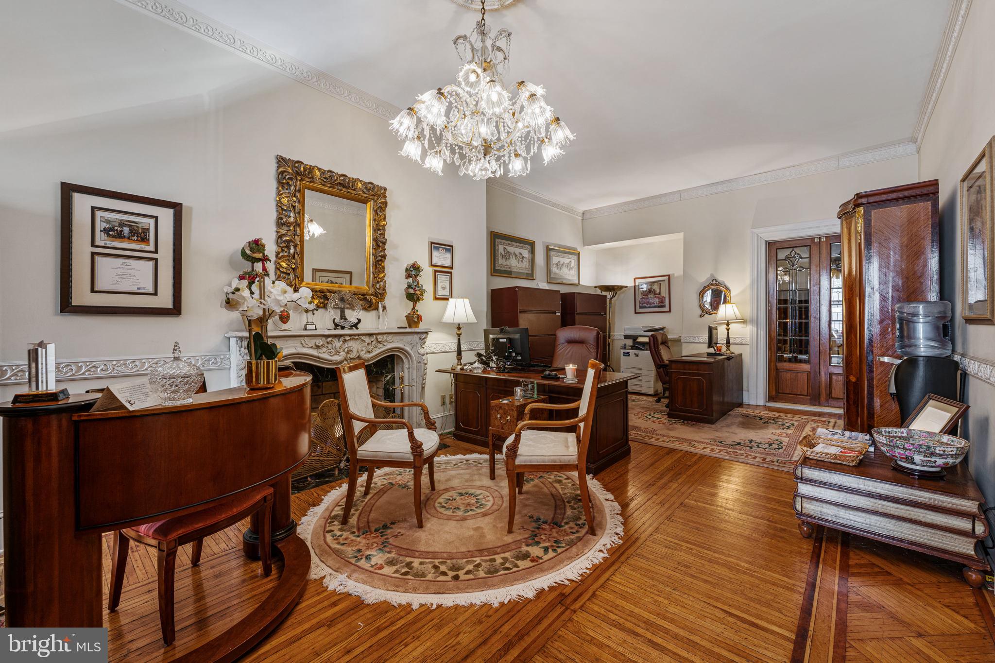 RITTENHOUSE SQUARE - Residential