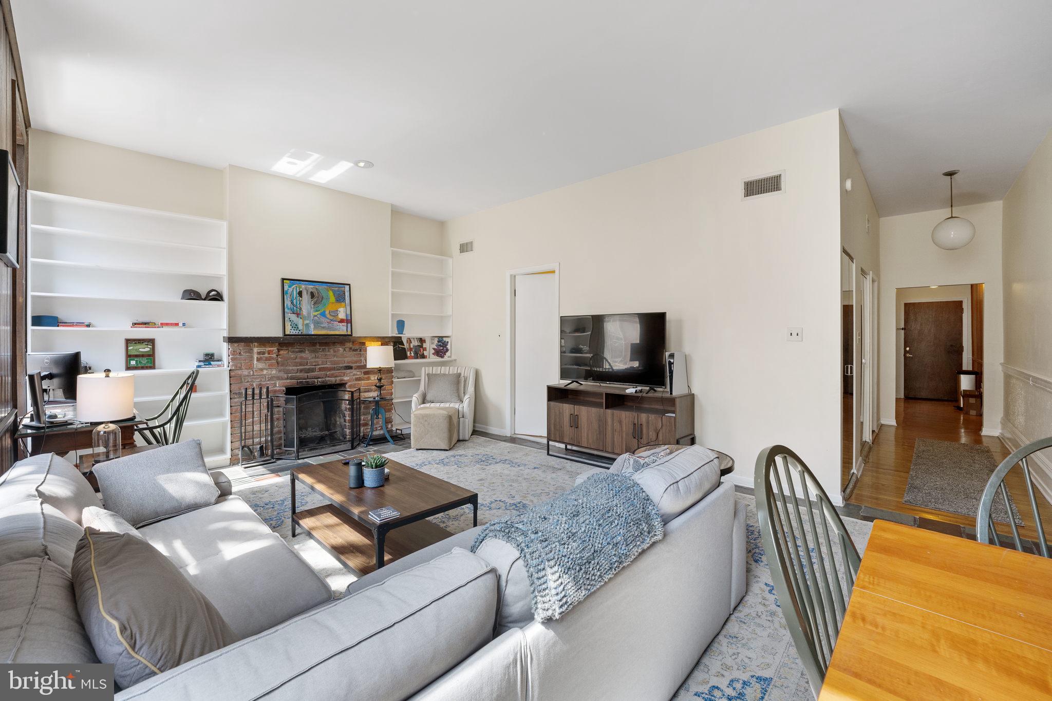 RITTENHOUSE SQUARE - Residential