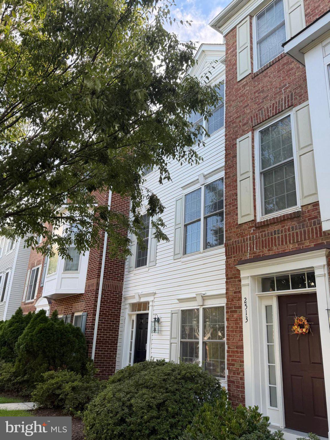 2511 BRONZE STONE PLACE