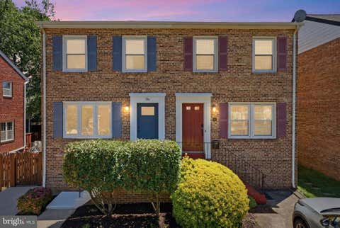 Townhouse For Sale - 19 E Myrtle Street #A<br/> ALEXANDRIA, VA 22301