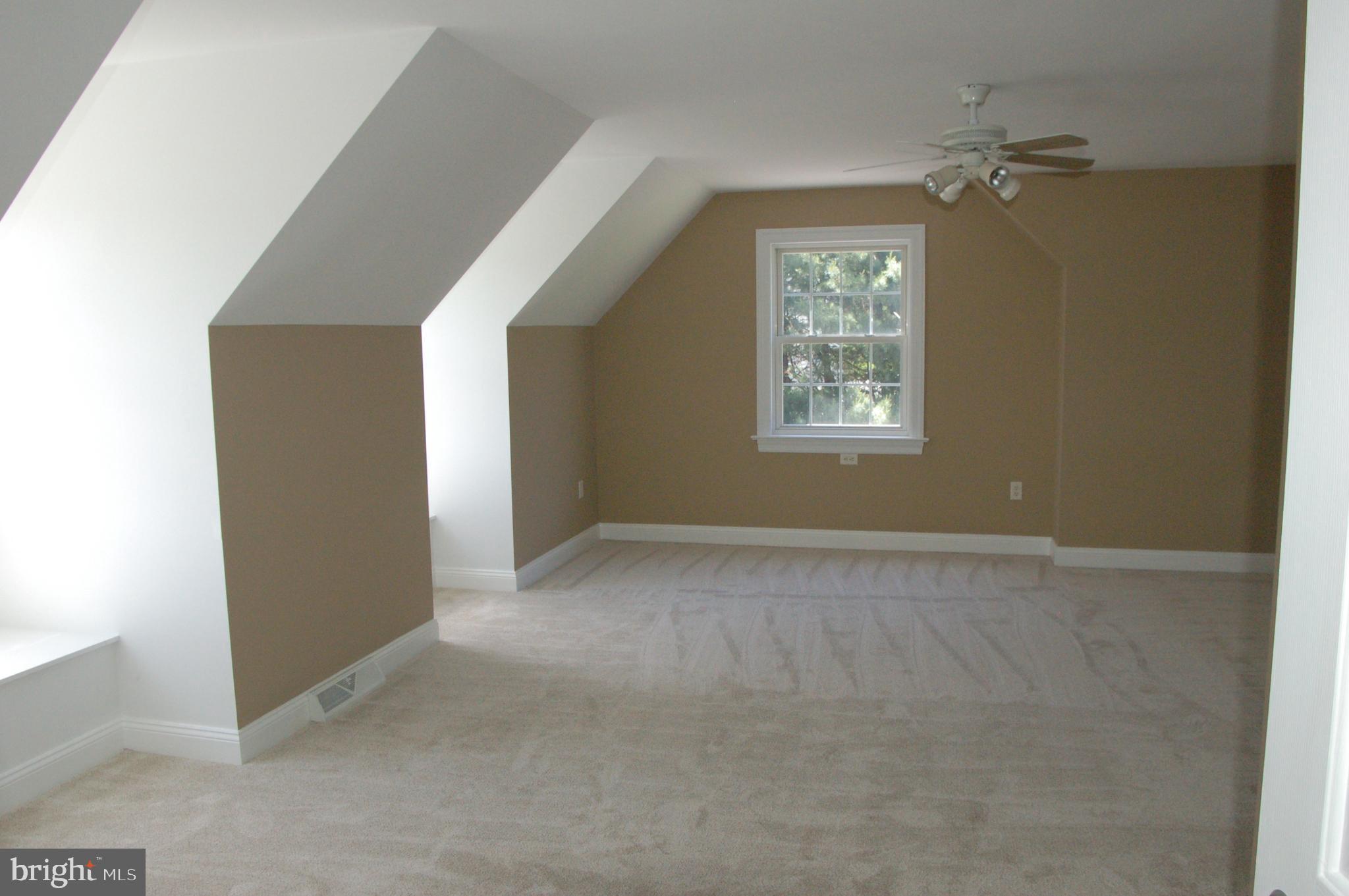 LONG LANE ACRES - Residential