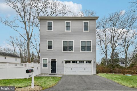 3641 BEACH DRIVE BOULEVARD EDGEWATER MD 21037