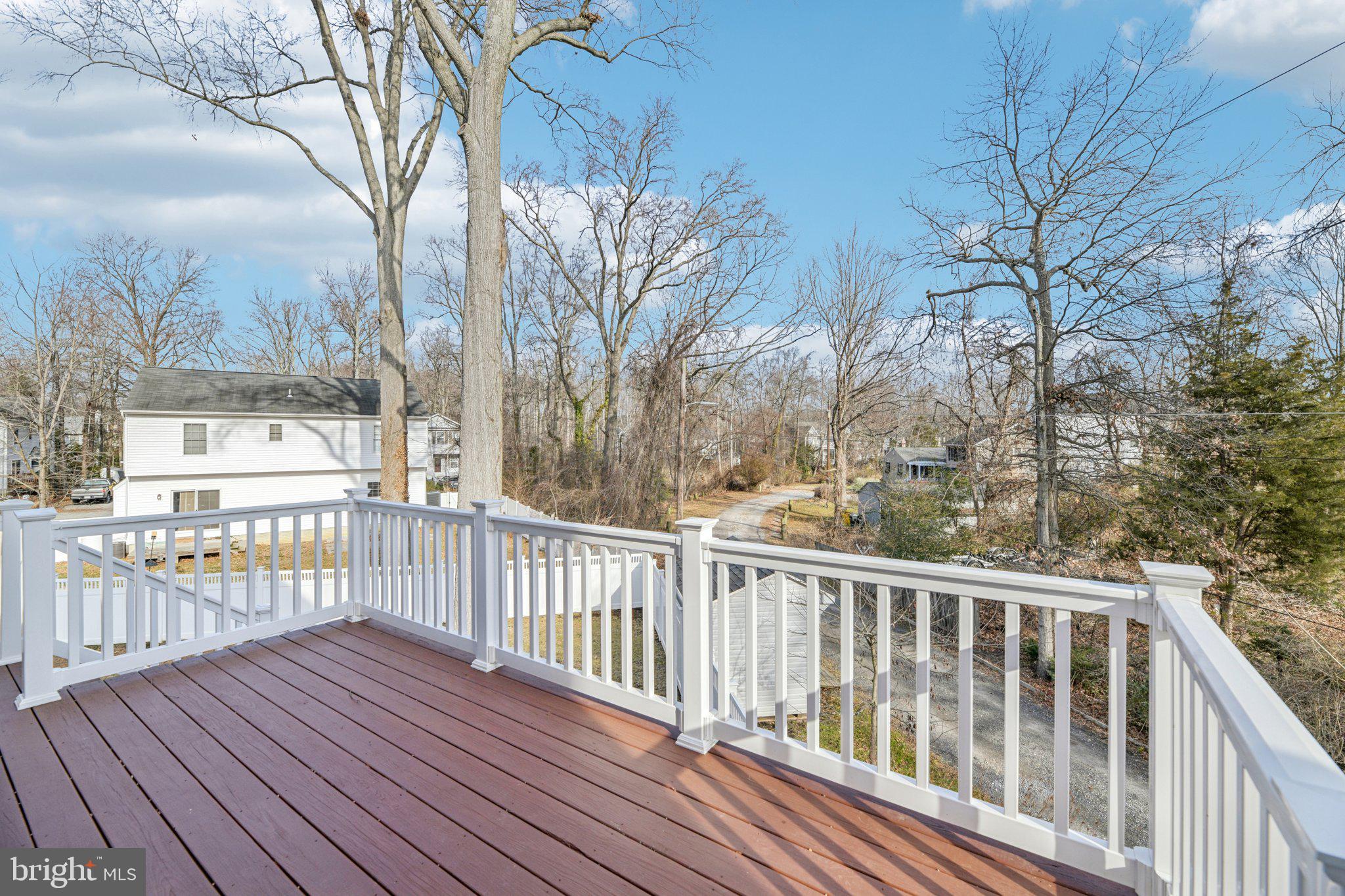 NORTH SELBY - Residential