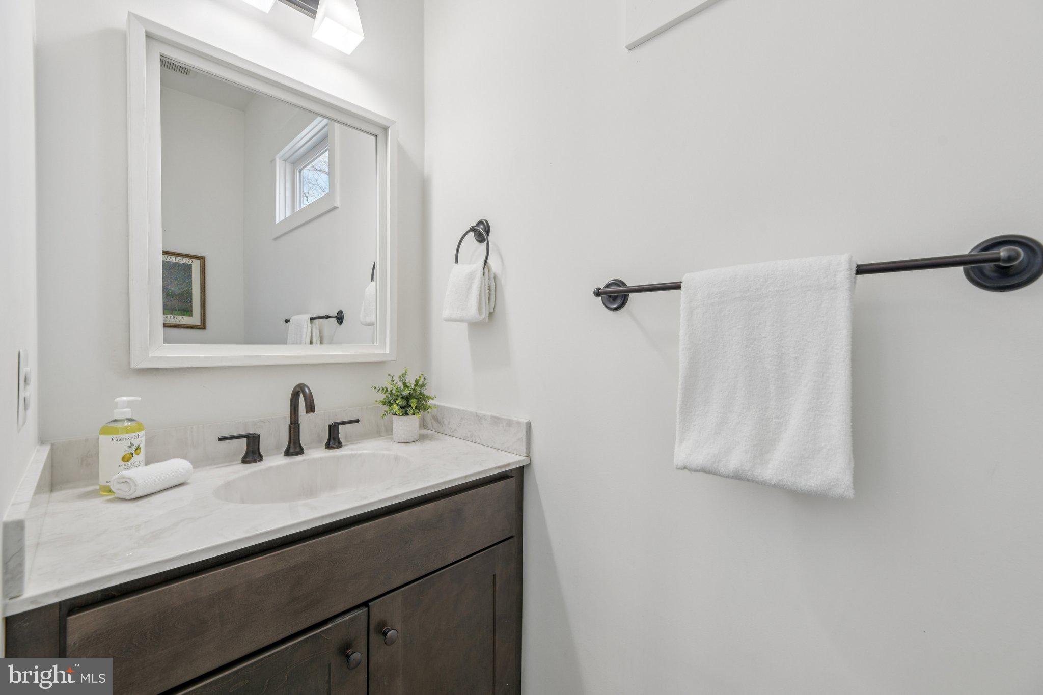 NORTH SELBY - Residential