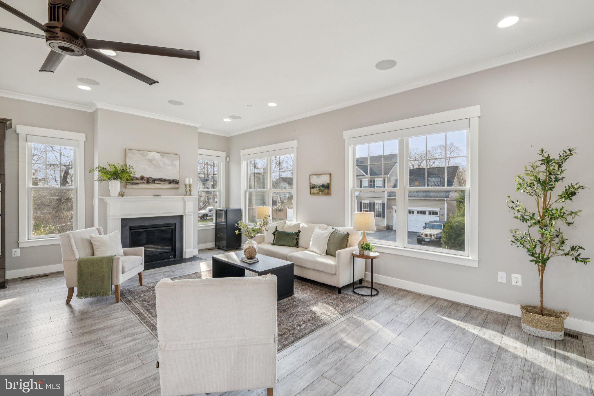 NORTH SELBY - Residential