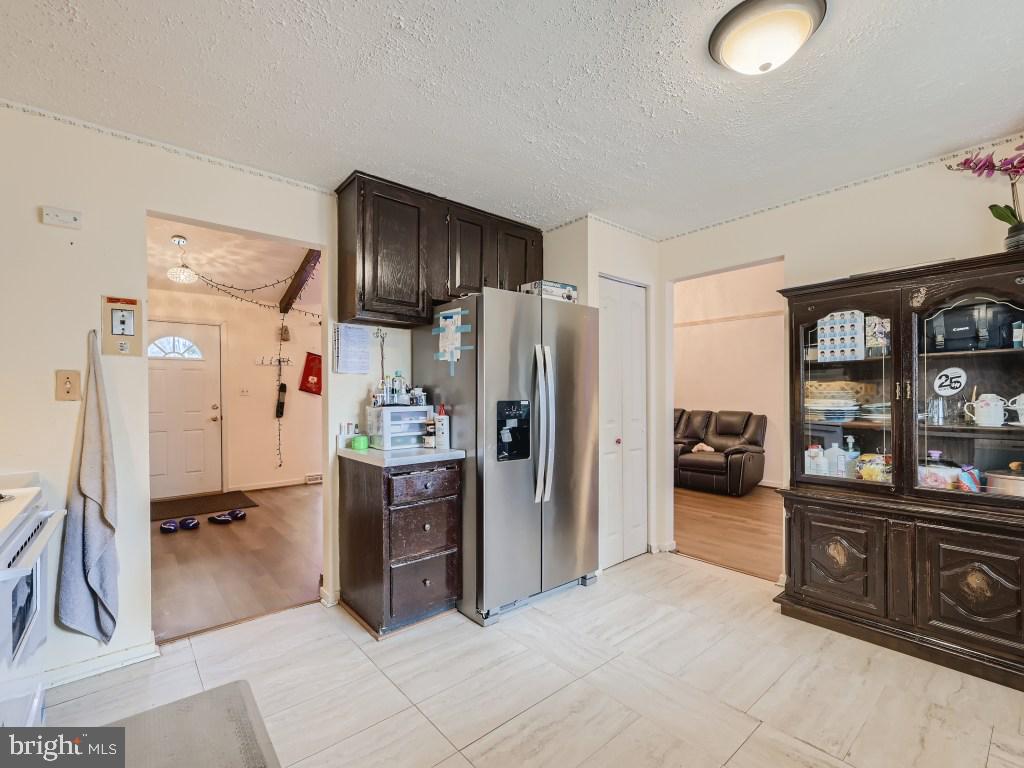 VILLAGE OF LONG REACH - Residential