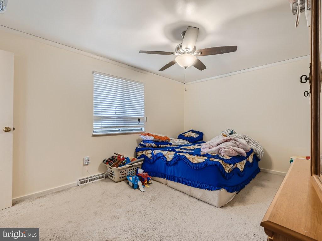 VILLAGE OF LONG REACH - Residential