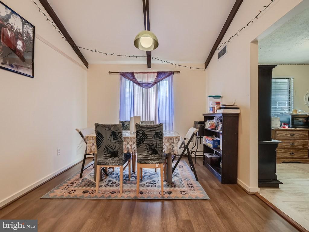 VILLAGE OF LONG REACH - Residential