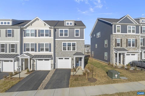 Homes For Sale - 42 Marcella St<br/> CHARLOTTESVILLE, VA 22911