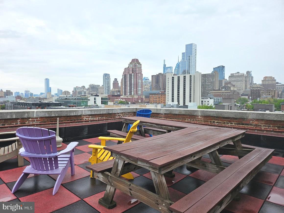 HAWTHORNE - Residential Lease